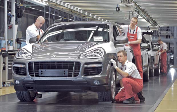 Porsche Cayenne production